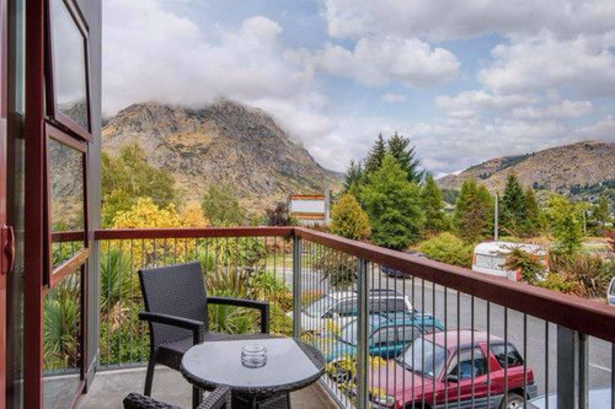 Shotover Lodge Ванака Экстерьер фото